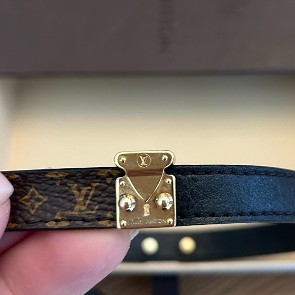 Louis Vuitton Lockit Wrap Bracelet - Picture 11 of 11